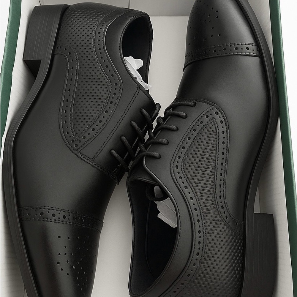 Classic Black Men's Dress Shoes